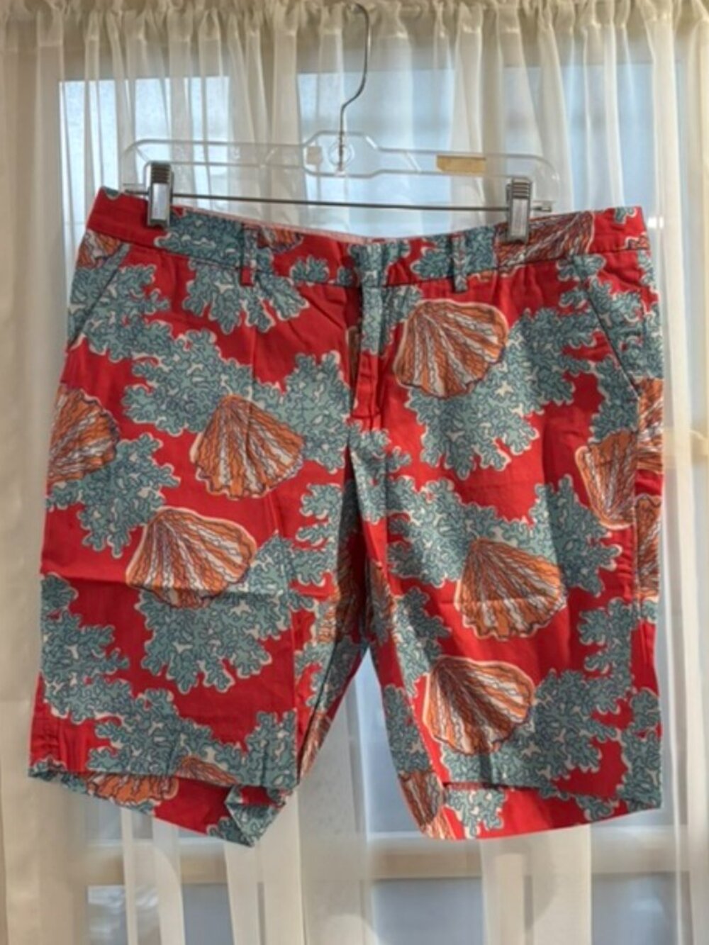 Lilly Pulitzer Chipper Short Coralina Size 10